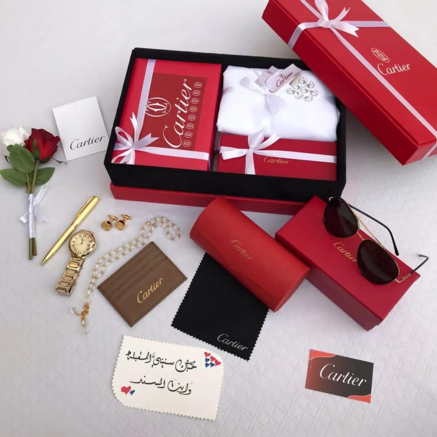طقم هديه رجاليه ماركة كارتير