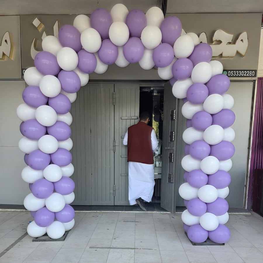 اقواس بالونات لجميع المناسبات وافتتاح المحلات