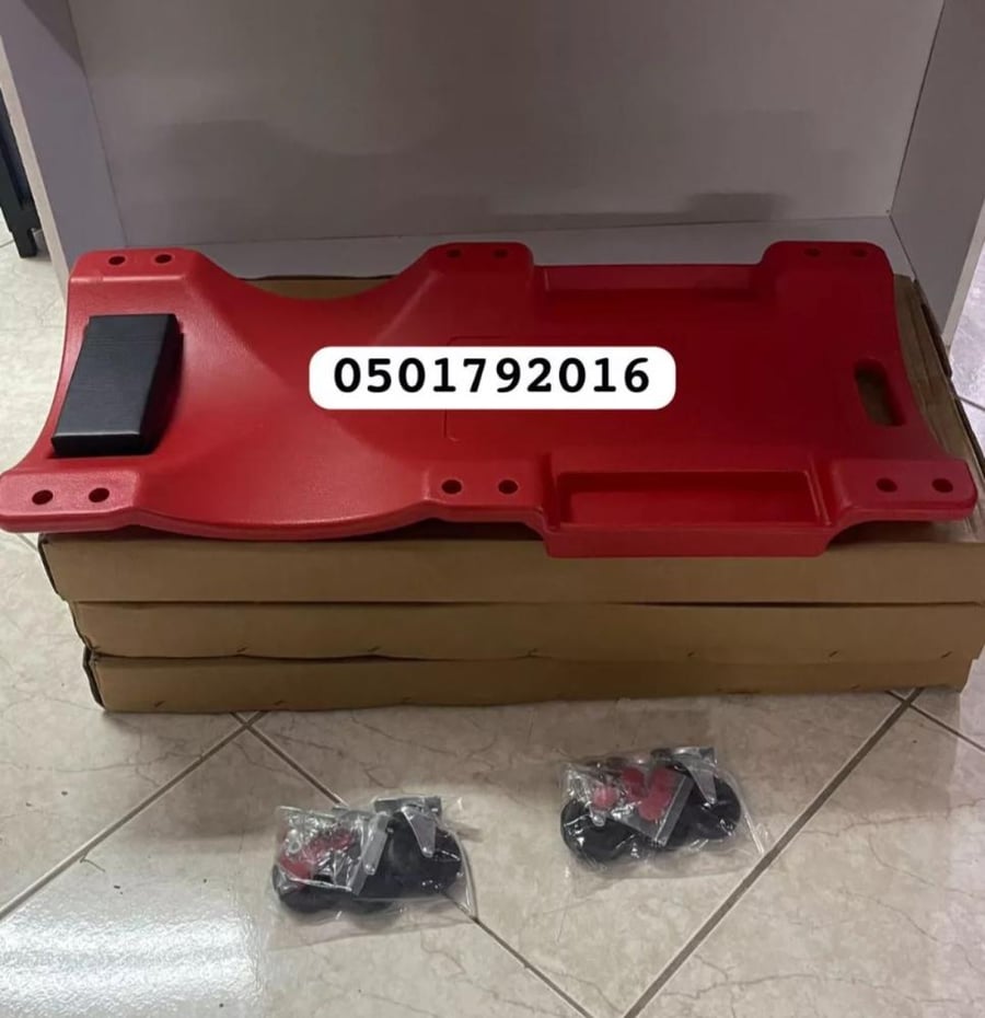 The mechanic bed with tires