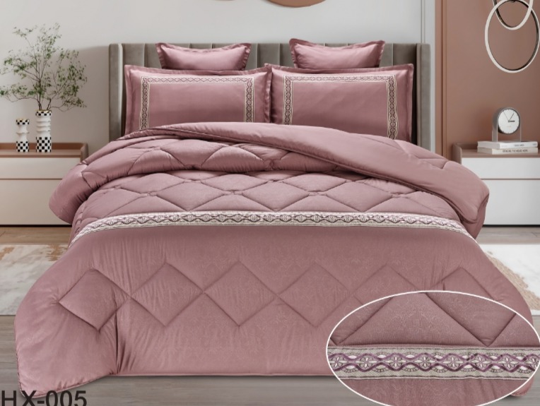 Plain two-person tablecloth with 6 cm strip