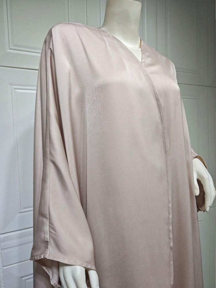 عبايات واسعة سادة