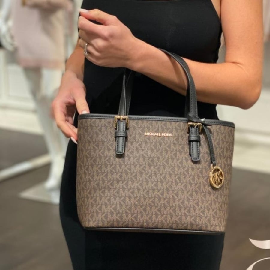شنطة مايكل كورس Jet Set tote