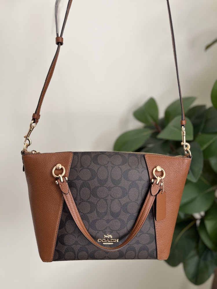 شنطة كوتش كروي بدي بني Kacey Satchel