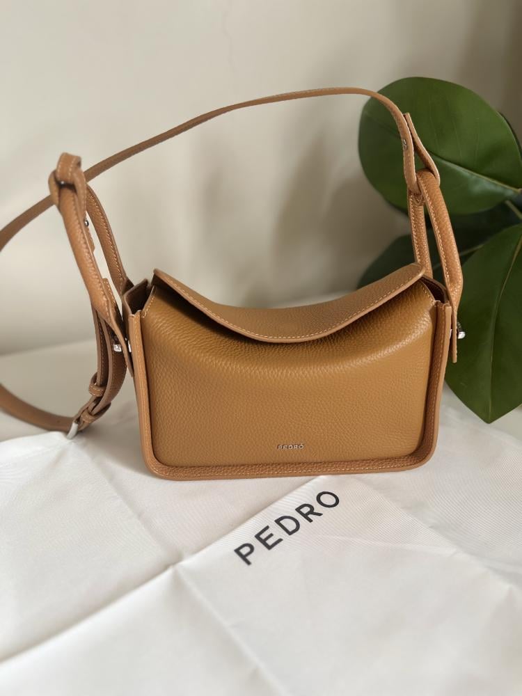 شنطة بيدرو Pedro Demi Bag mini
