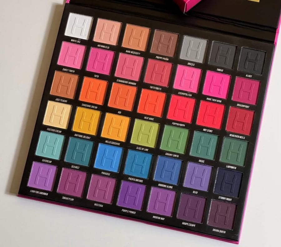 باليت هارموني بيوتي برايت مات 42 لون BRAIGHY MATTE