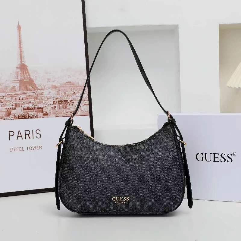 شنطة نسائية ماركة جيس