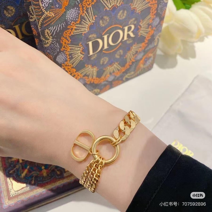 سوار ماركة ديور - D01