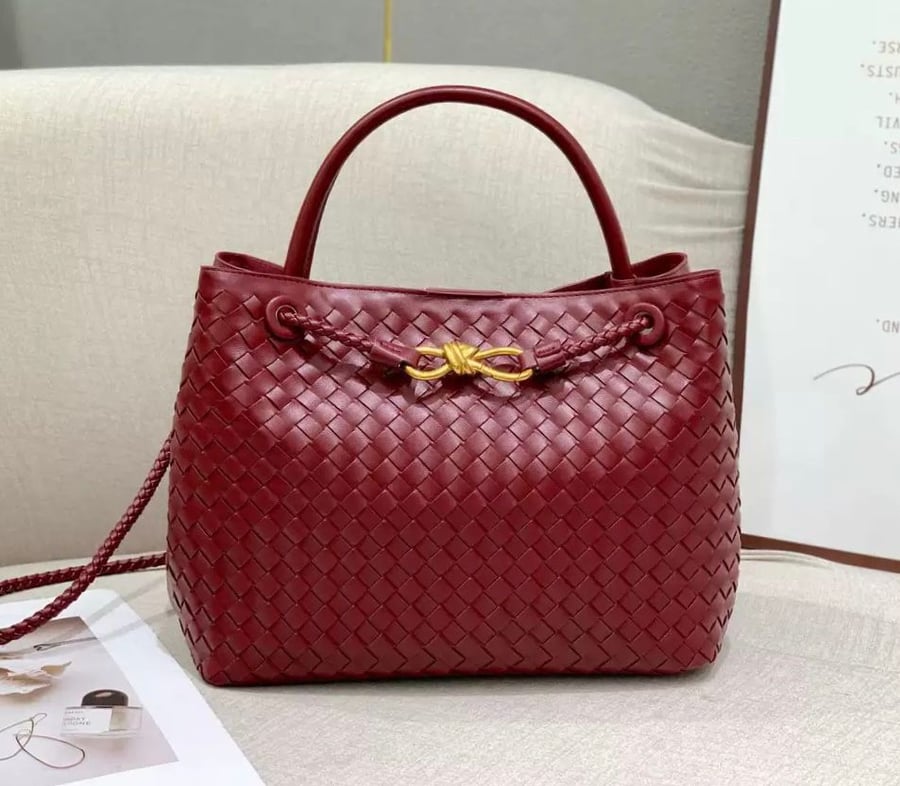 شثطة ماركة يوتيغا
