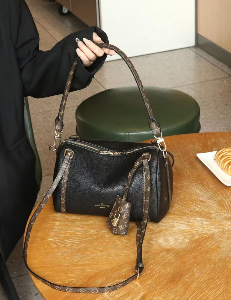 شنطة ماركة لويس فيتون