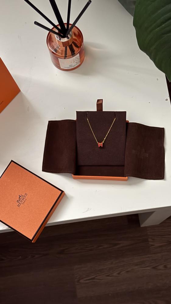 Red Hermes necklace