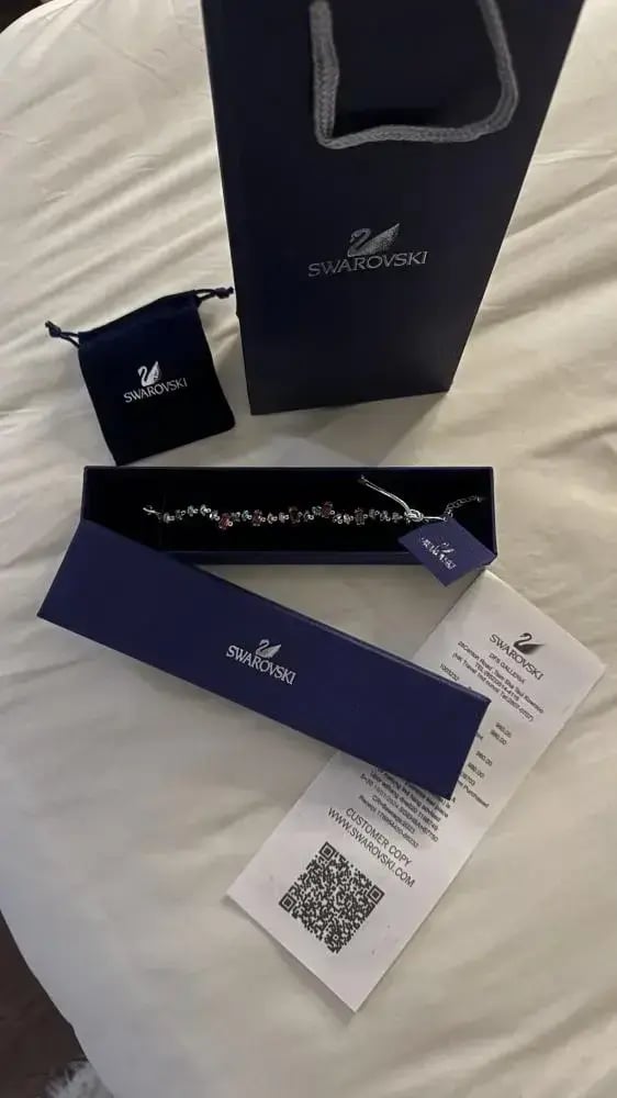 اسوارة سواروفسكي