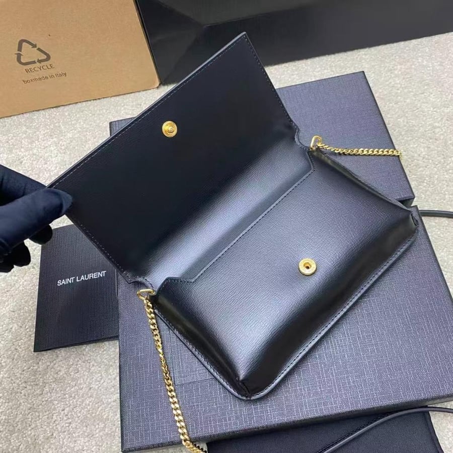 حقيبة YSL