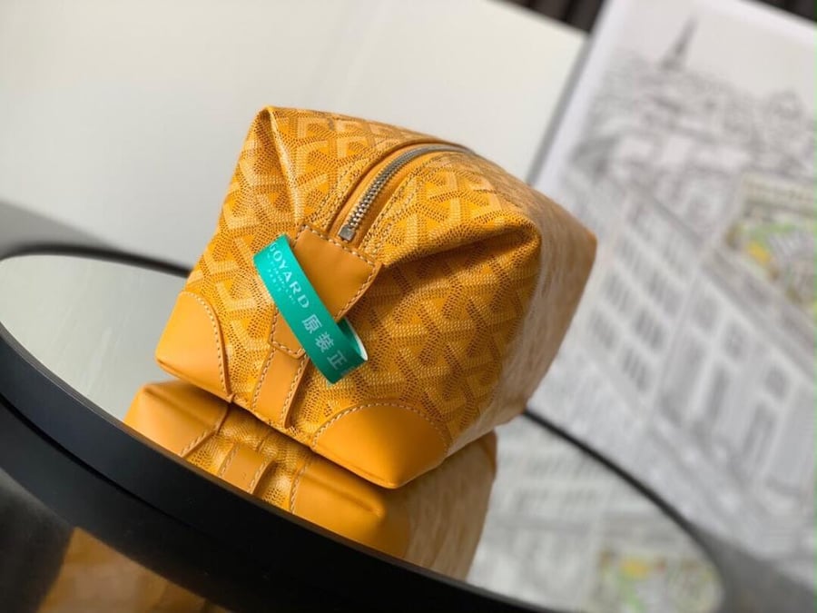 حقيبة قويارد  Toiletry Bag