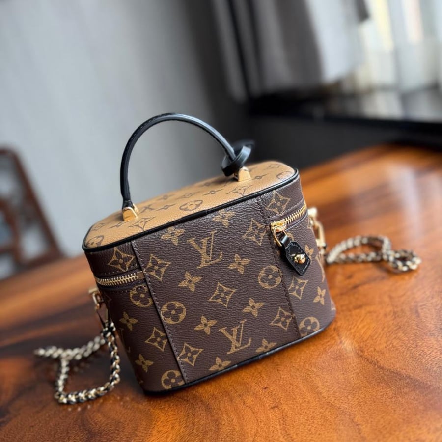 حقيبة لويس فيتون  Vanity PM