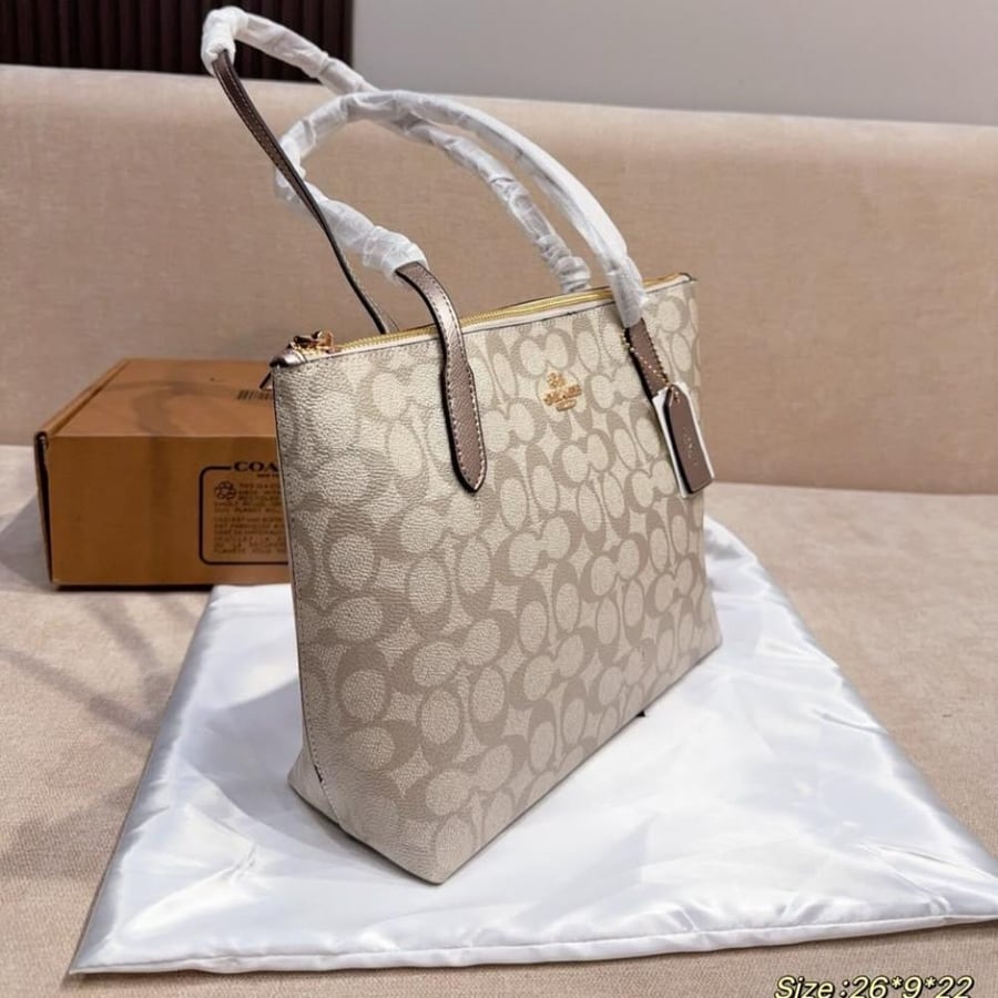 توت باق كوتش coach