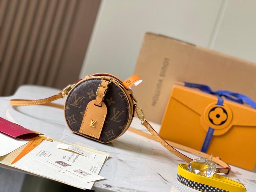 حقيبة لويس فيتون  Mini Boite Chapeau
