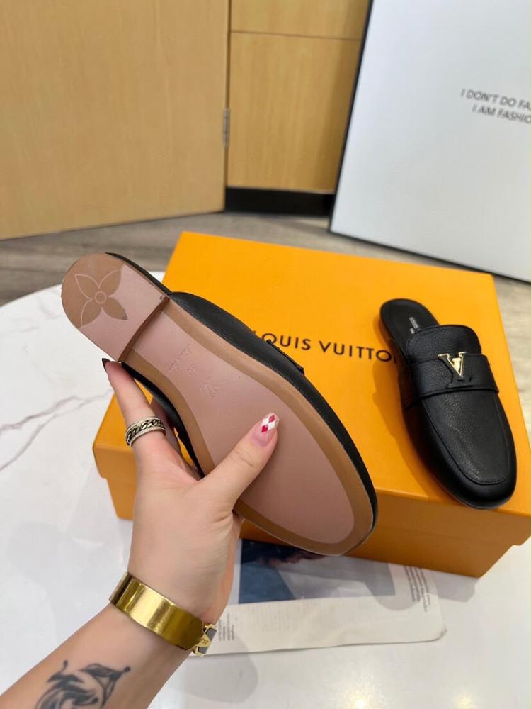لوفر لويس فيتون LV