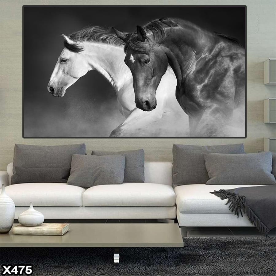لوحة كانفاس خيل