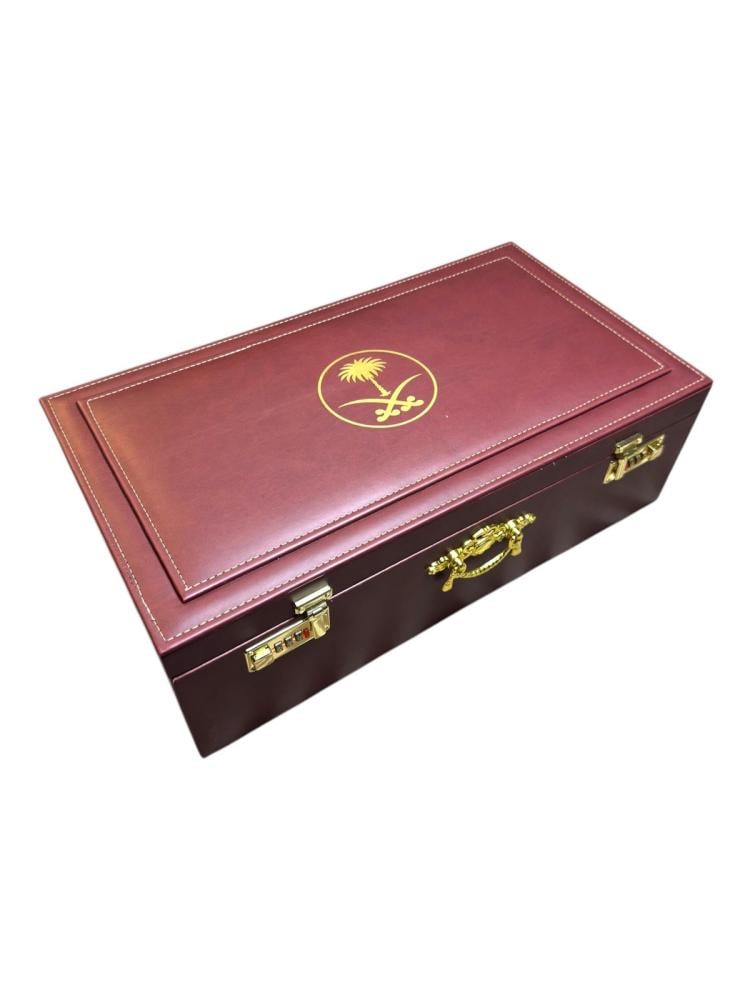 A leather bag containing a piece of natural oud (Sumatran) weighing 255 grams.