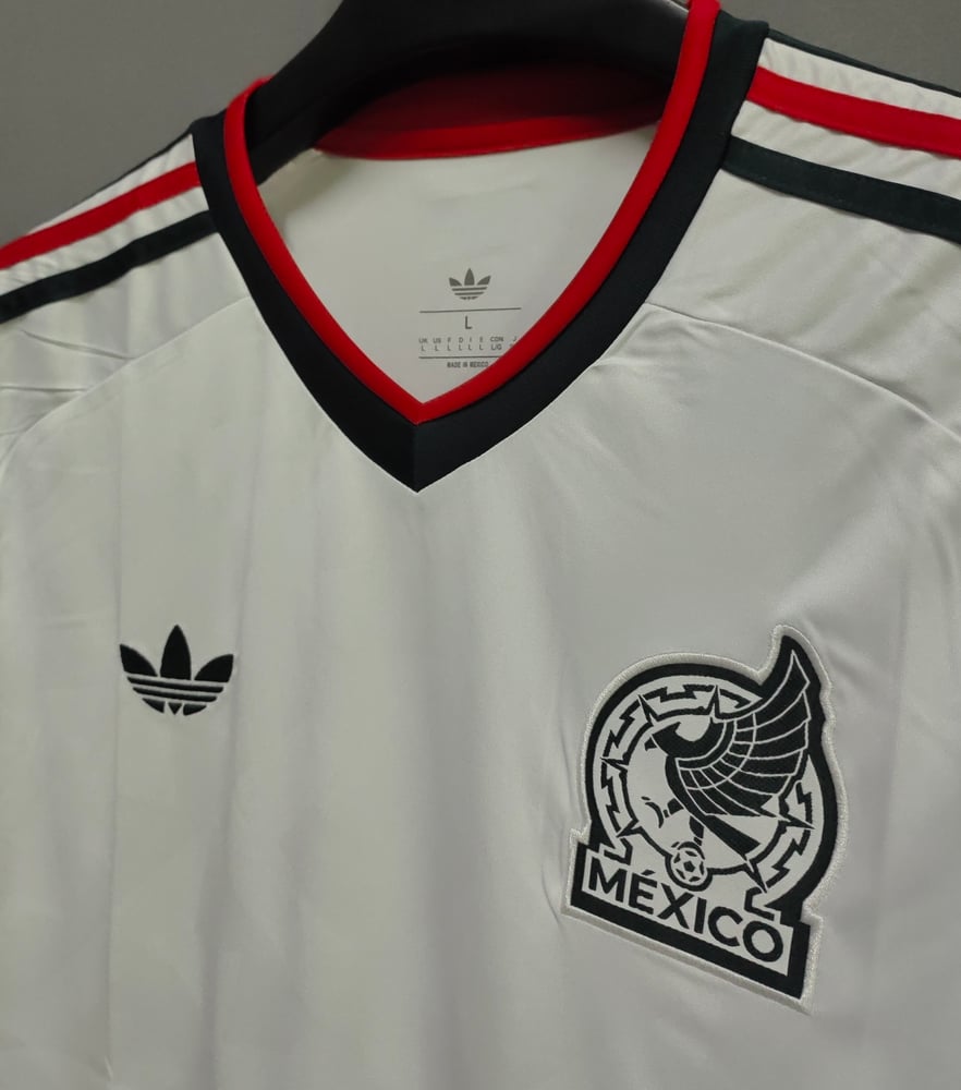تيشيرت منتخب المكسيك الاحتياطي الابيض 2026