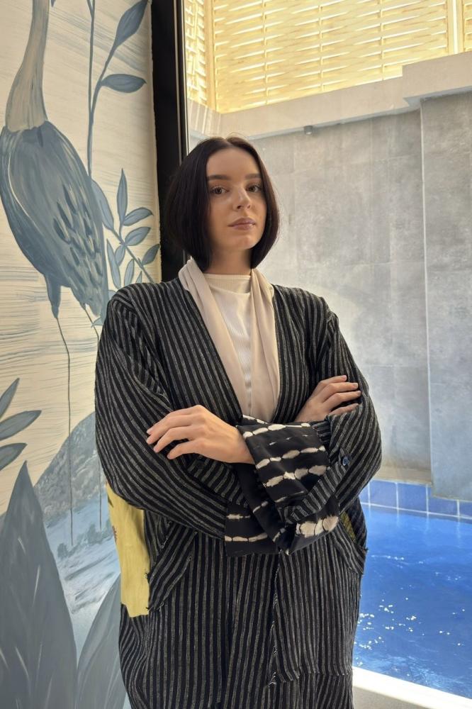 Lunara Abaya