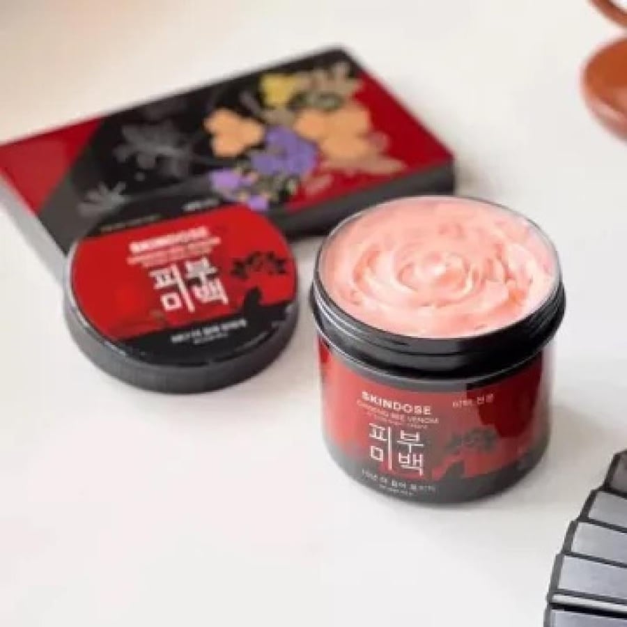 كريم سكيندوز الليلي  - SKINDOSE Ginseng Bee Venom Intense Night Cream