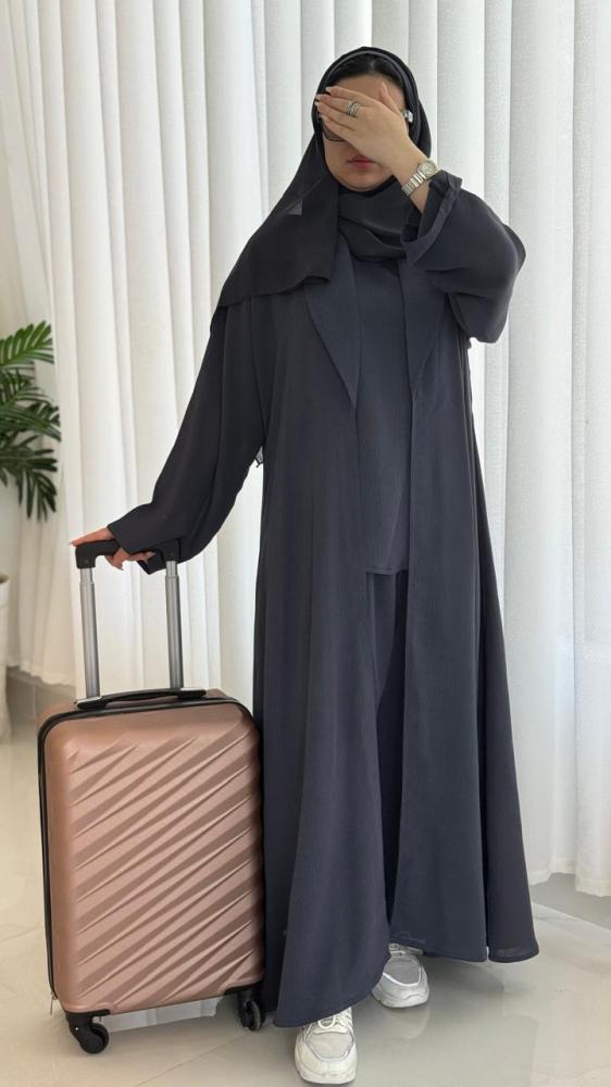 عباية سفر ياقة رمادي