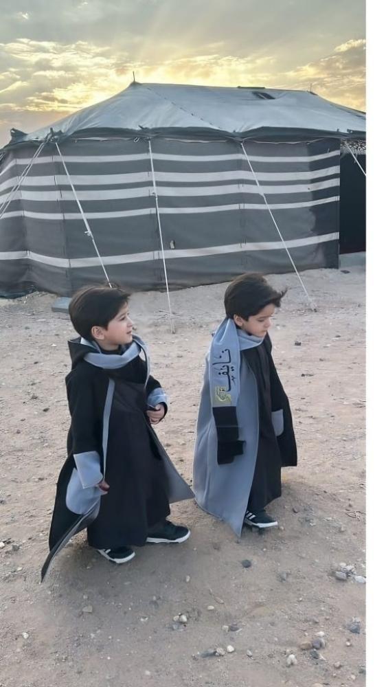 فروه ولادي الوان اسود مع رصاصي دبل فيس  مع شال