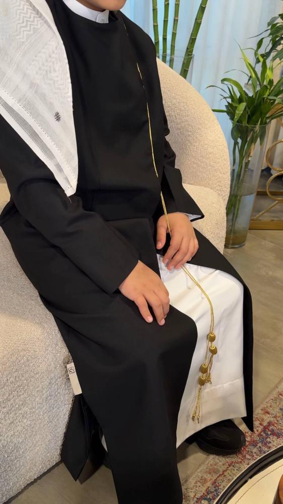 دقلة اطفال بلون أسود