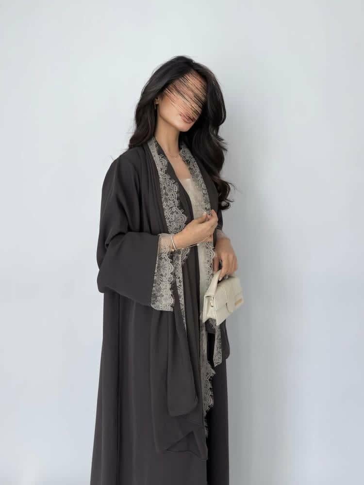 عباية كريب سراميك مع دانتيل فرنسي