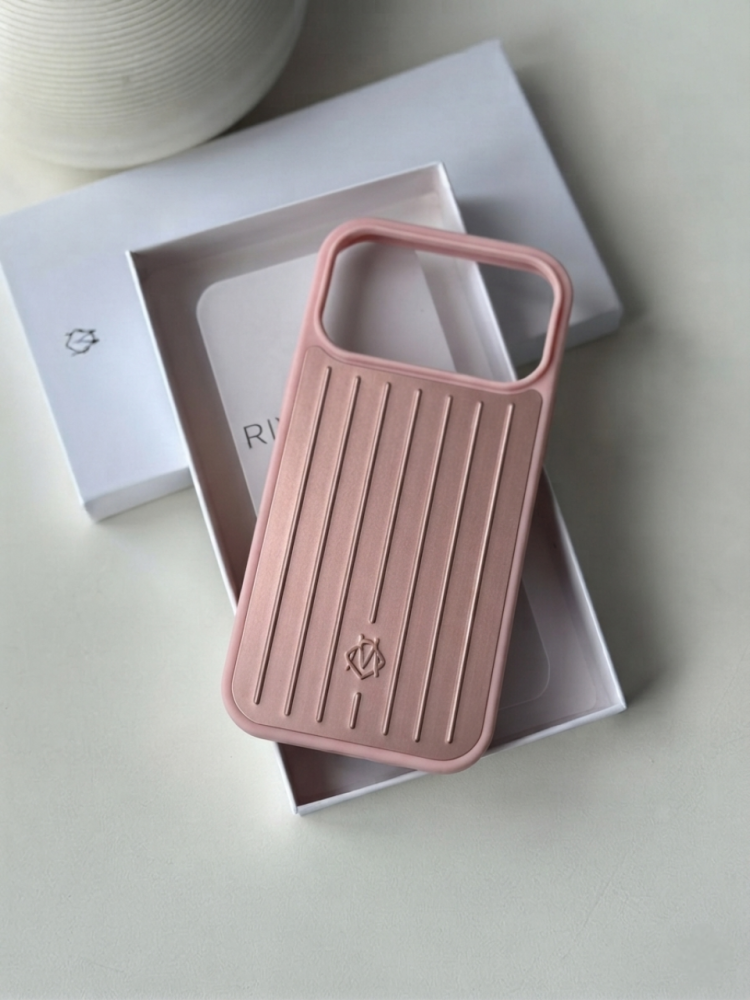 كفرات RIMOWA بعدة ألوان
