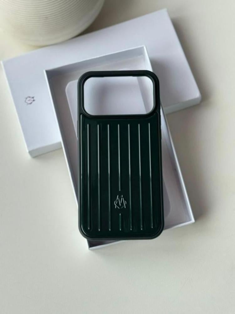 كفرات RIMOWA بعدة ألوان