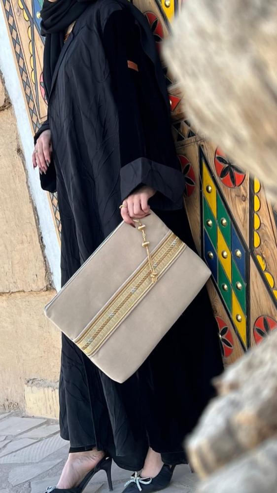 Traditional Boucher Beshteh bag