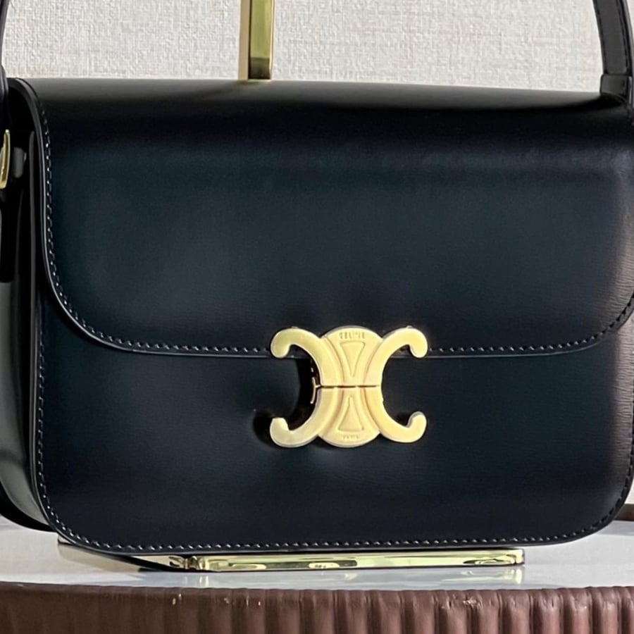 CELINE