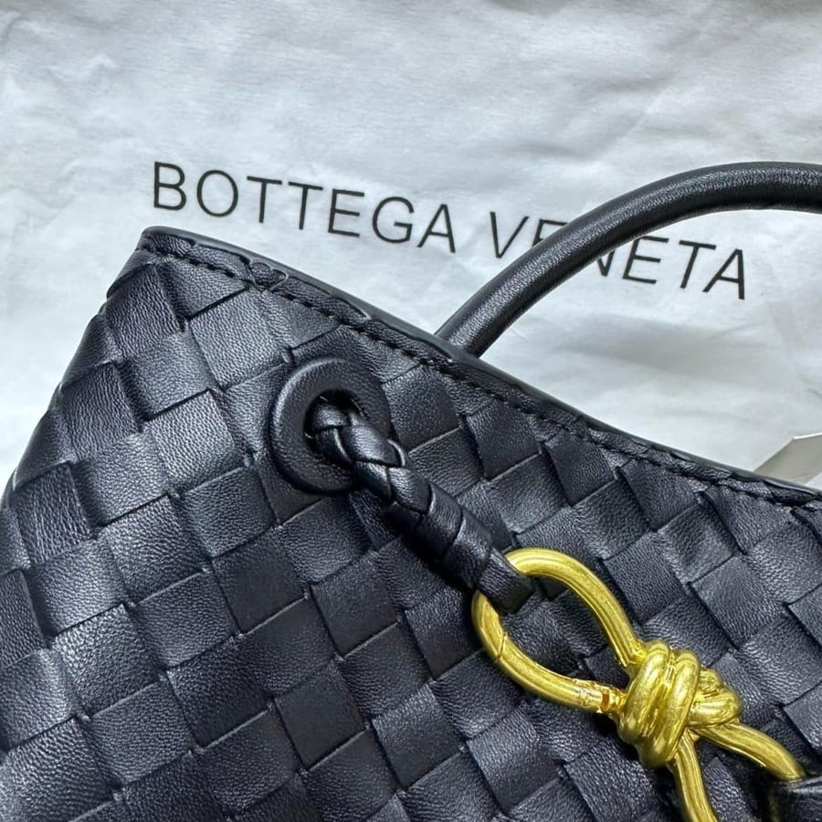 BOTTEGA