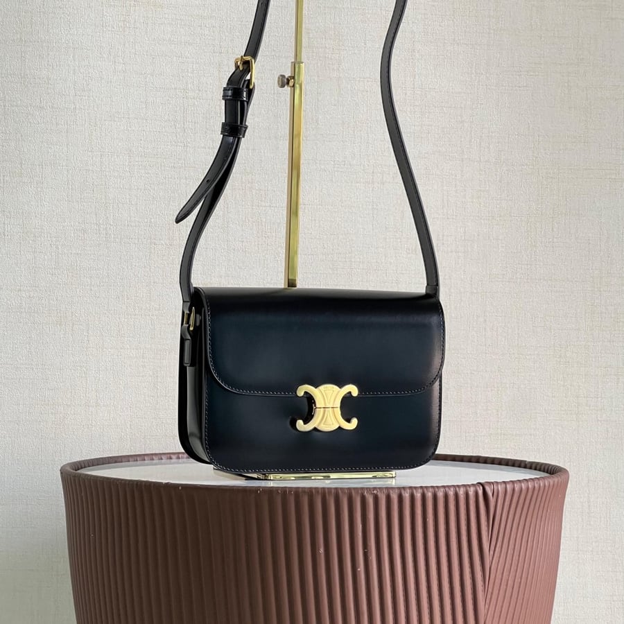 CELINE