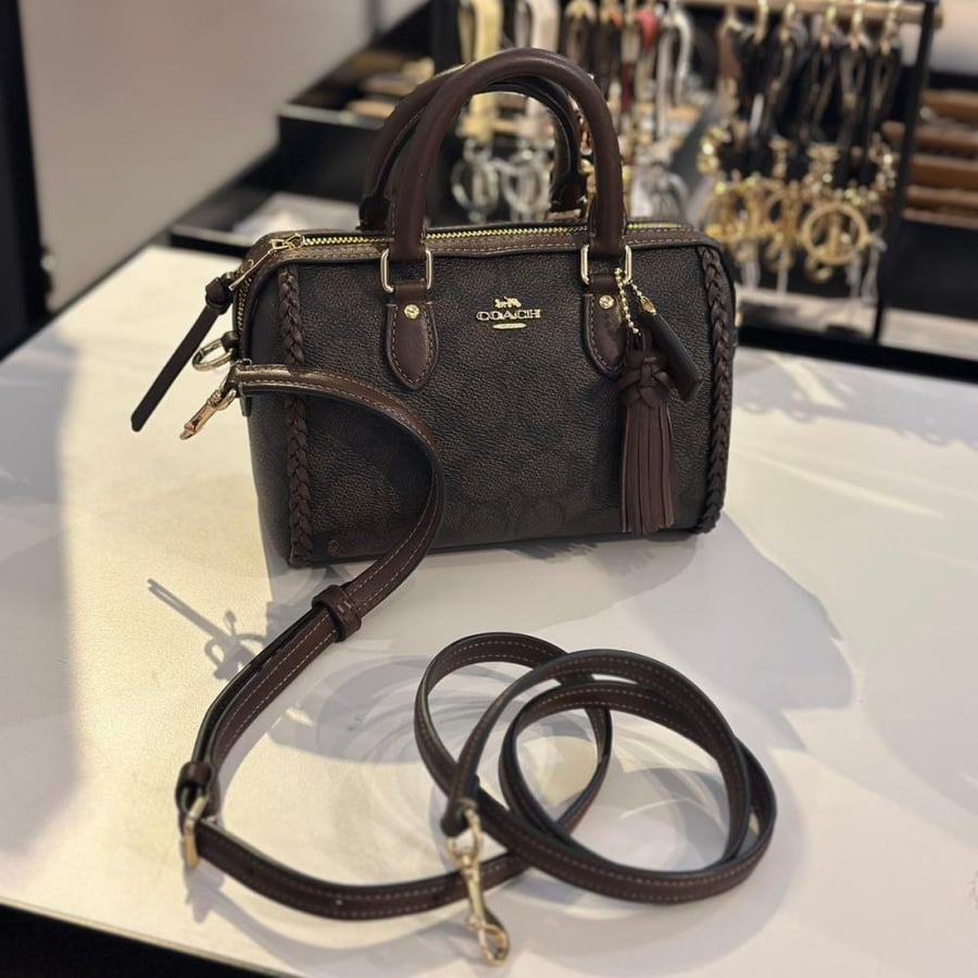 شنطة كوتش mini rowan بني غامق