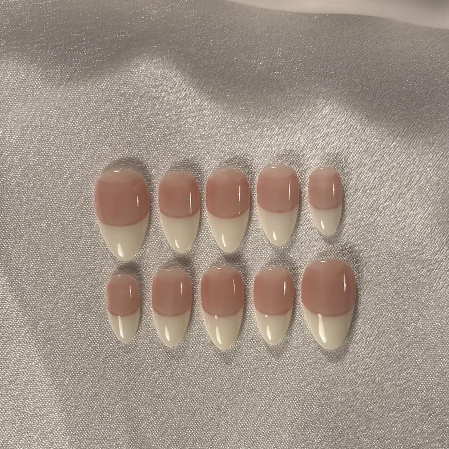 Natural nails set