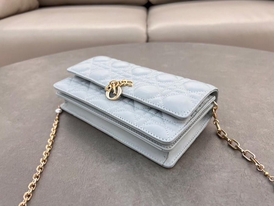 Dior (سير ذهبي )