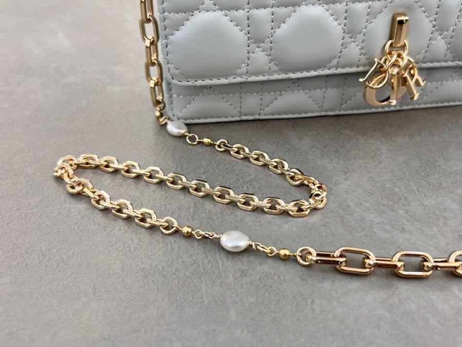 Dior (سير ذهبي )