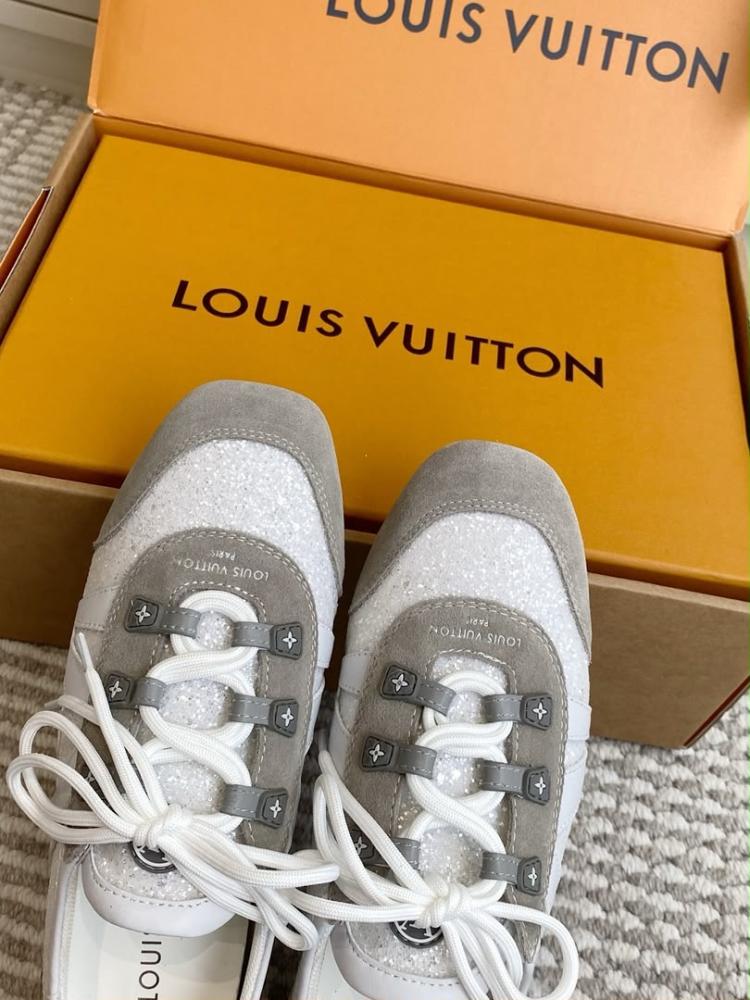 LOUIS VUTTON
