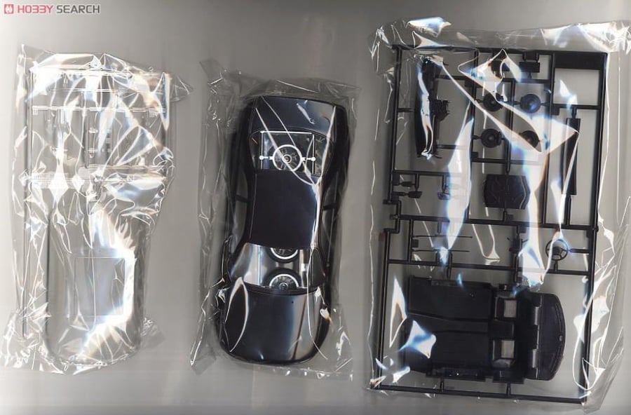 Nissan Skyline R33 GT-R V Car Model Kit by Fujimi