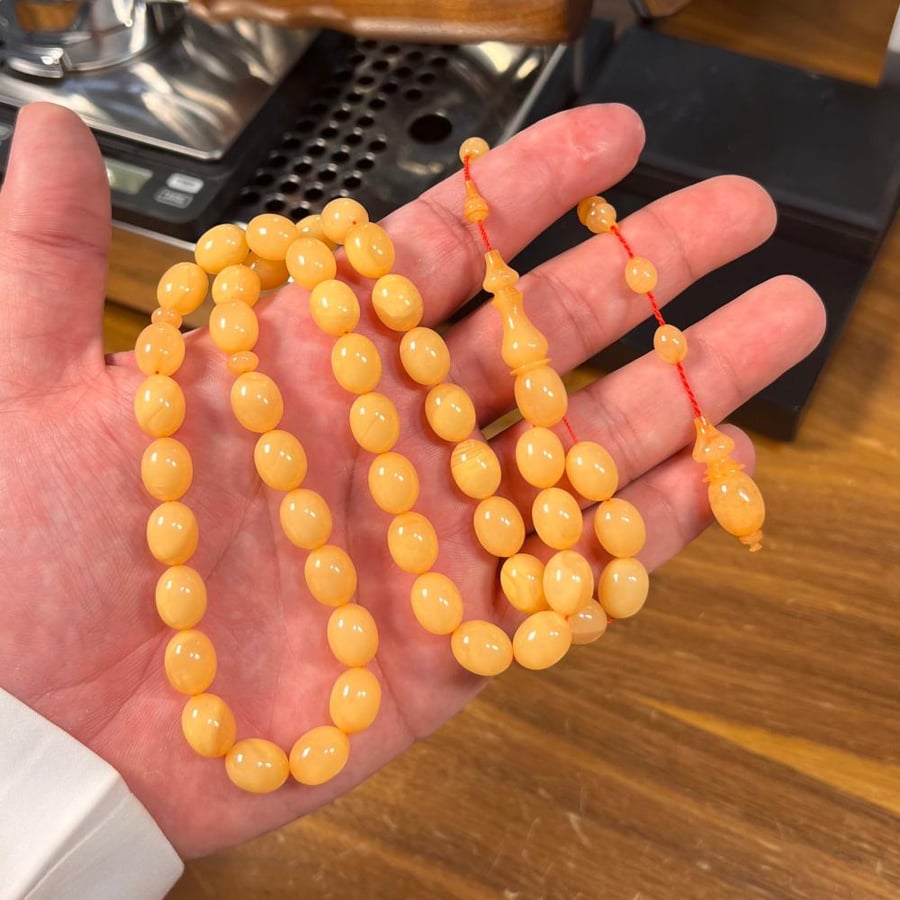 Amber-colored Fatoran rosary