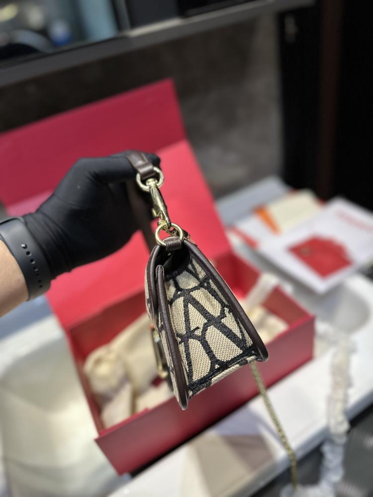 Valentino bag