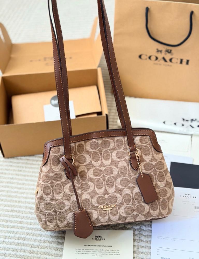 Coach Elise bag