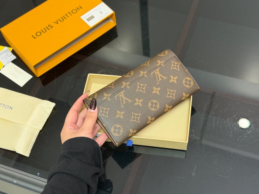 LV wallet