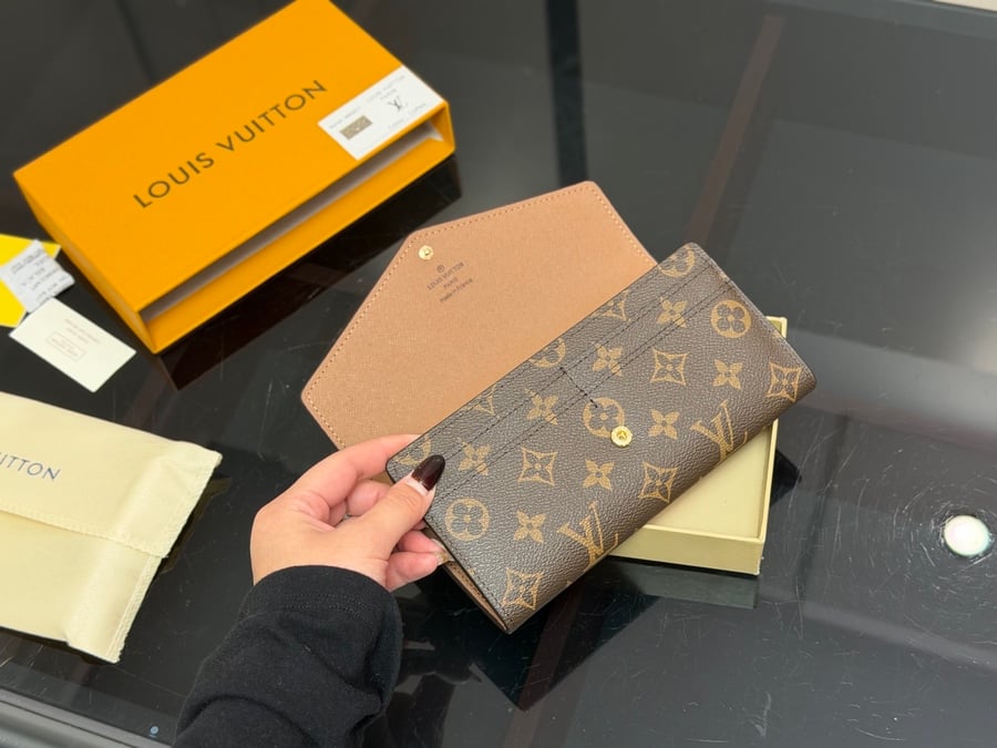 LV wallet