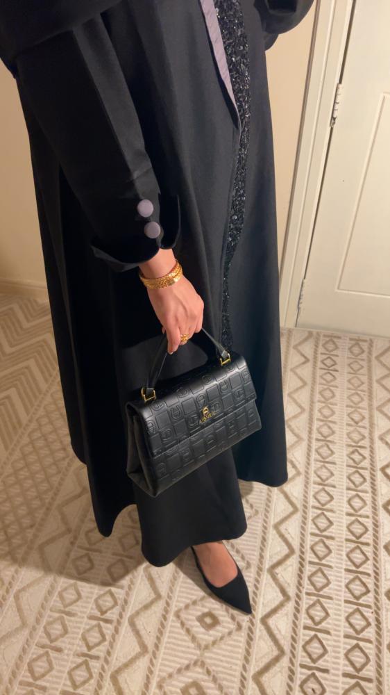 عباية قمر