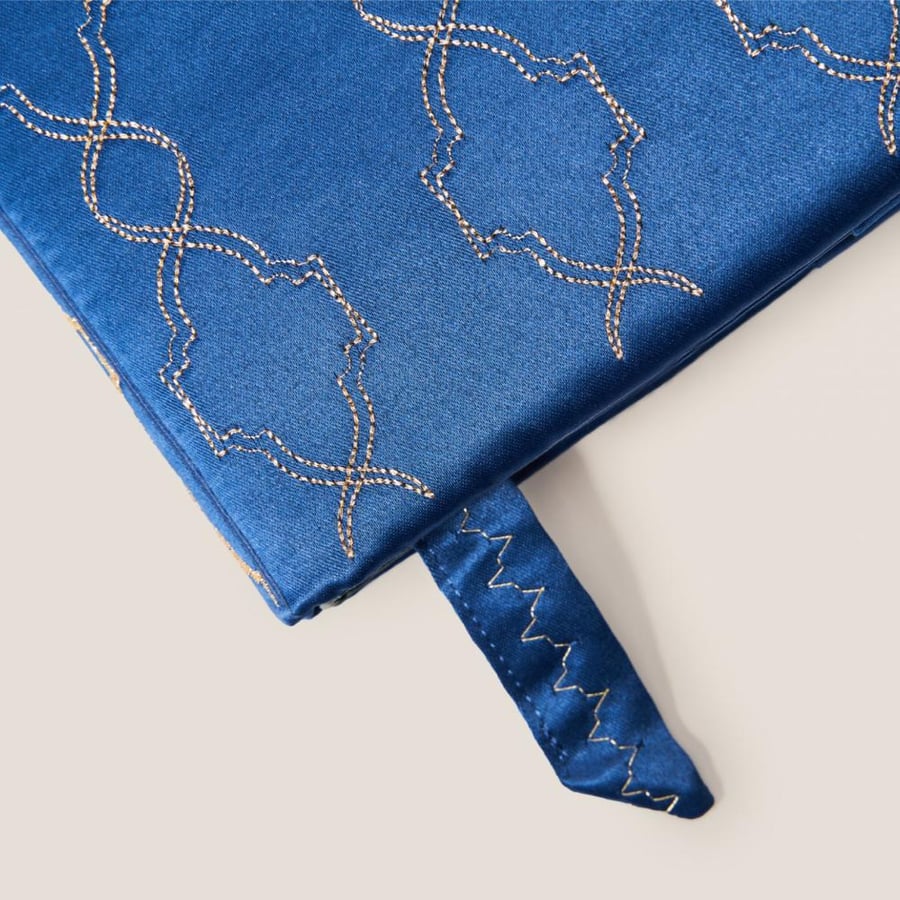 Embroidered Quran Cover Set