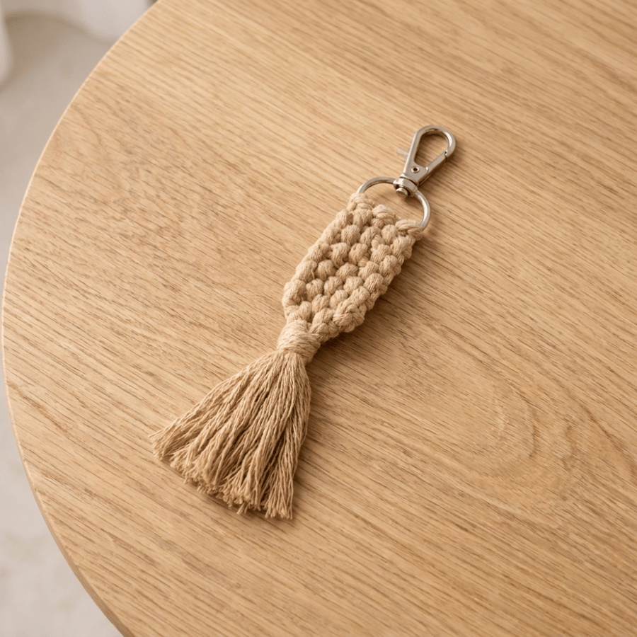Macramé Keychain – Beige